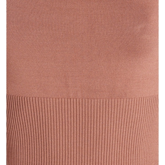 New SIMKHAI Lila Off-The-Shoulder Ribbed-Knit Top Turtleneck - Picture 5 of 6